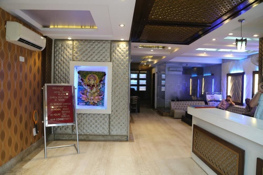 Hotel Grand Plaza Nowe Delhi Zewnętrze zdjęcie