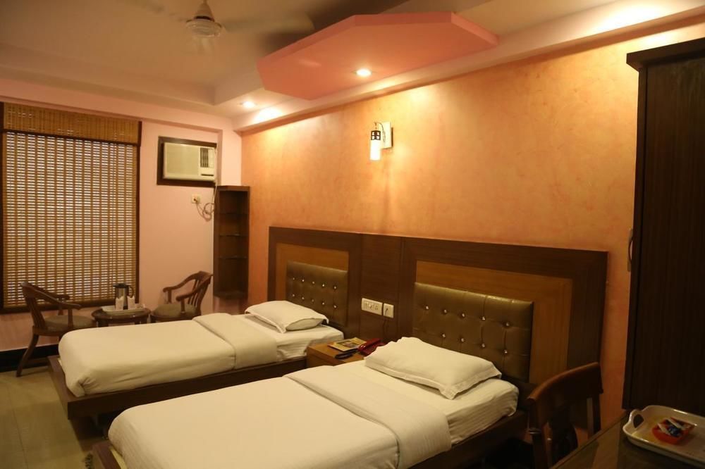 Hotel Grand Plaza Nowe Delhi Zewnętrze zdjęcie